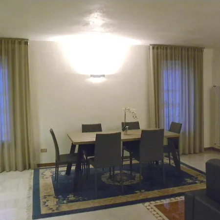 Portico Oscuro Deluxe - Centro Citta Appartement
