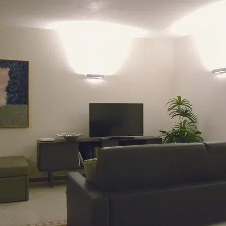 Portico Oscuro Deluxe - Centro Treviso